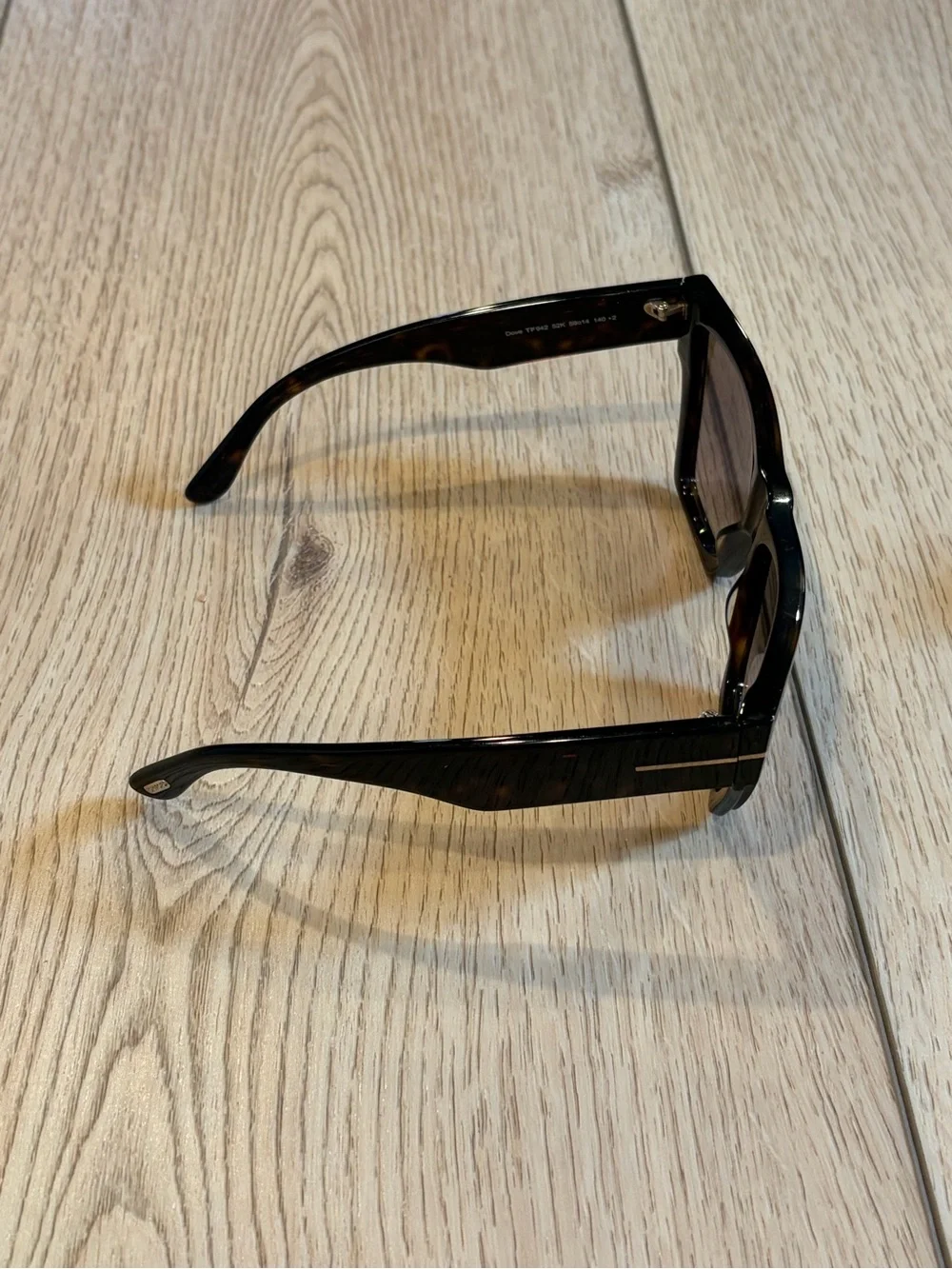 Tom Ford Dove TF942 Oversized Cat Eye Sunglasses Made in Italy